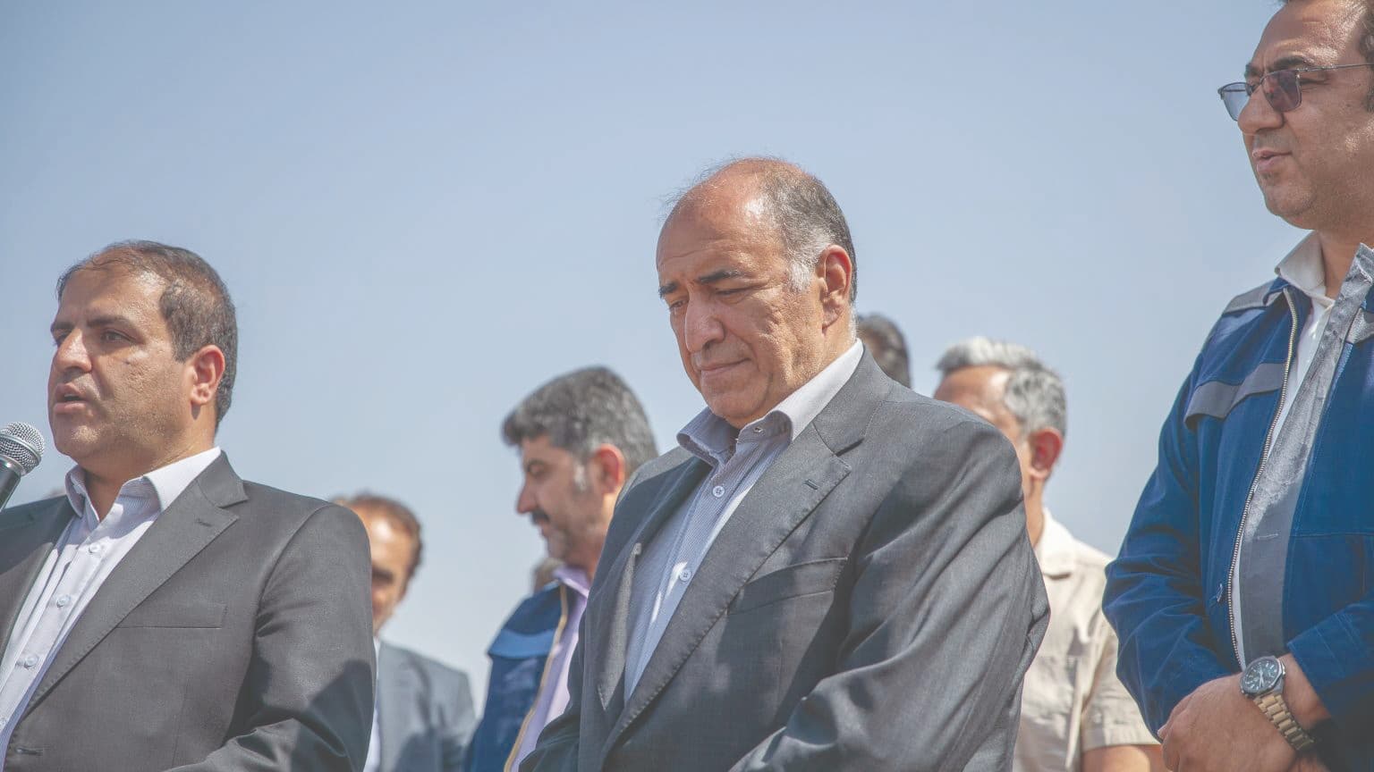 مدیرعامل شرکت سنگ‌آهن مرکزی در حاشیه آیین کلنگ‌زنی کارخانه کنسانتره سه چاهون: اکثریت طرح ها طی پنج تا شش ماه آینده به بهره‌برداری می‌رسند